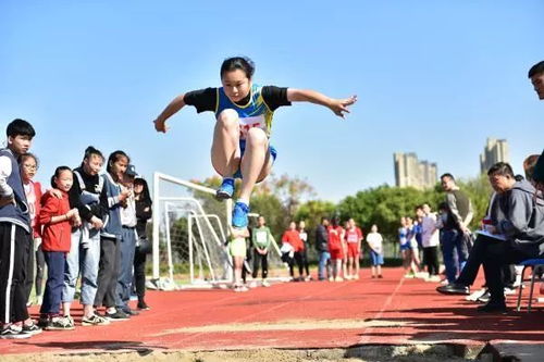 三山區(qū)中小學生籃球隊在市級比賽中取得優(yōu)異成績