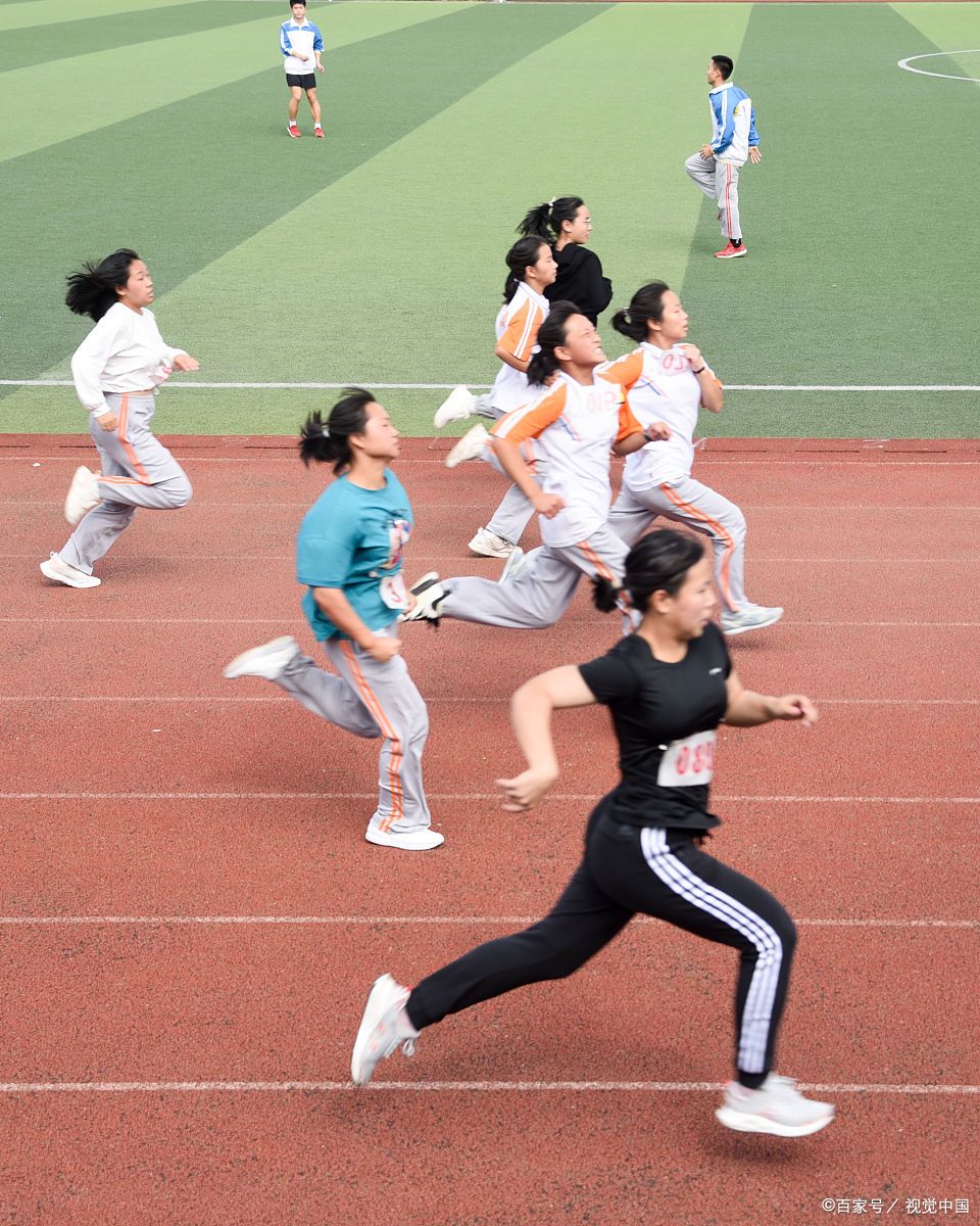 青春律動，健康成長——體育運動在中學生全面發展中的重要作用